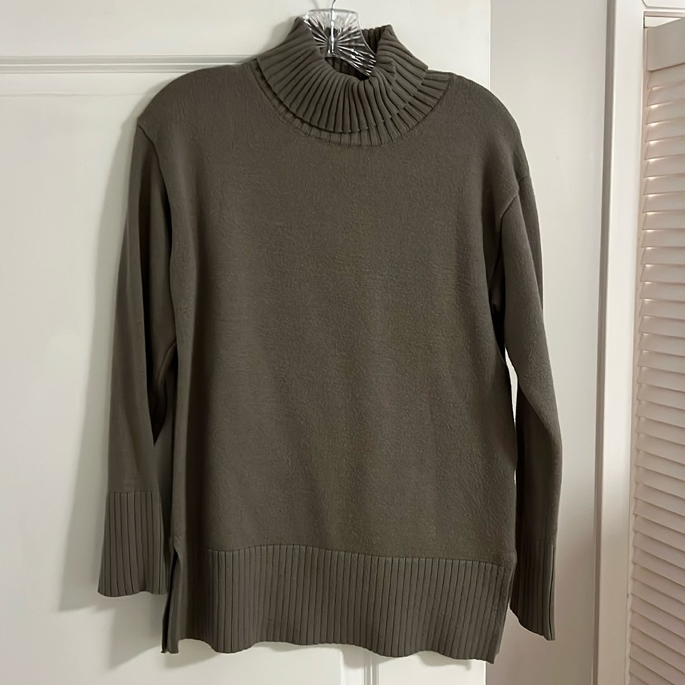 No brand turtleneck